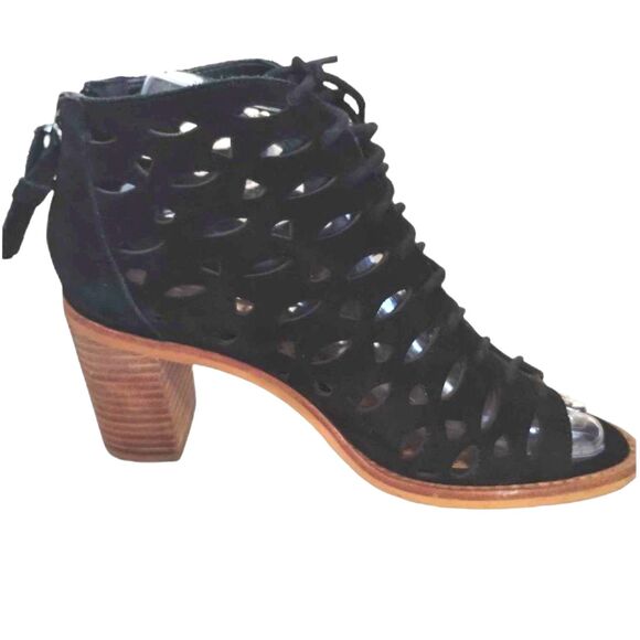 Gianni Bini Black Suede Cutout Lace Up Open Toe Bootie 6 Gorgeous! - Picture 4 of 9